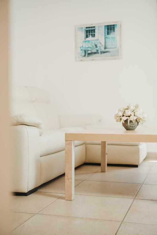 Dimora Mariu Bed & Breakfast Taranto Exterior photo