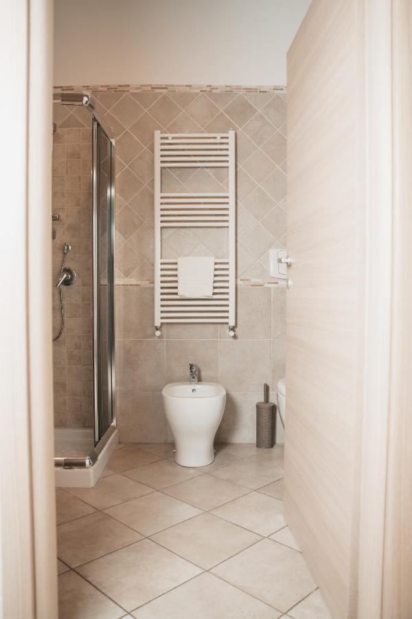 Dimora Mariu Bed & Breakfast Taranto Exterior photo