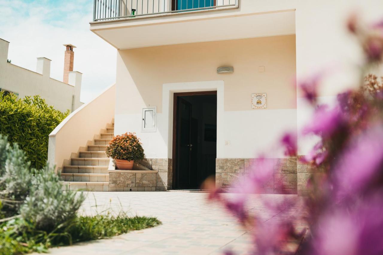 Dimora Mariu Bed & Breakfast Taranto Exterior photo