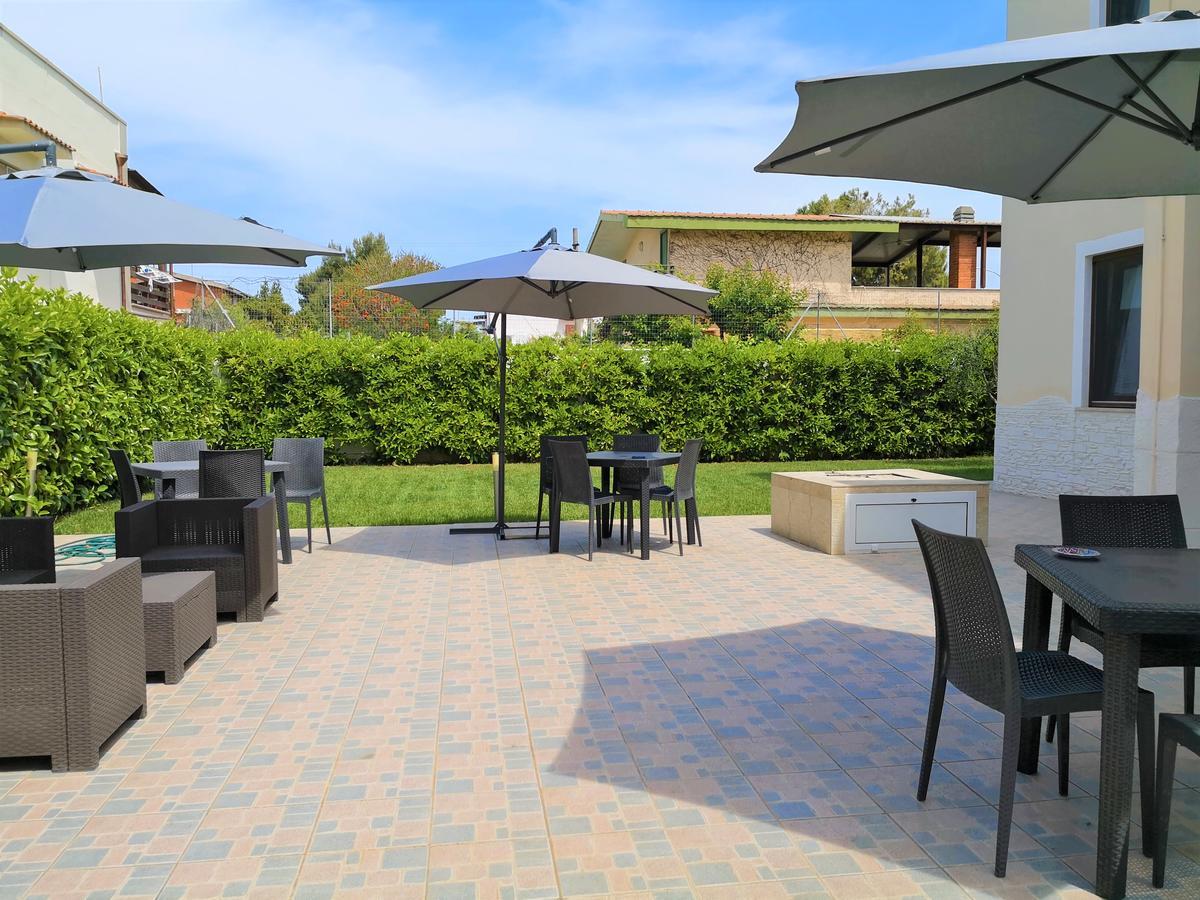 Dimora Mariu Bed & Breakfast Taranto Exterior photo