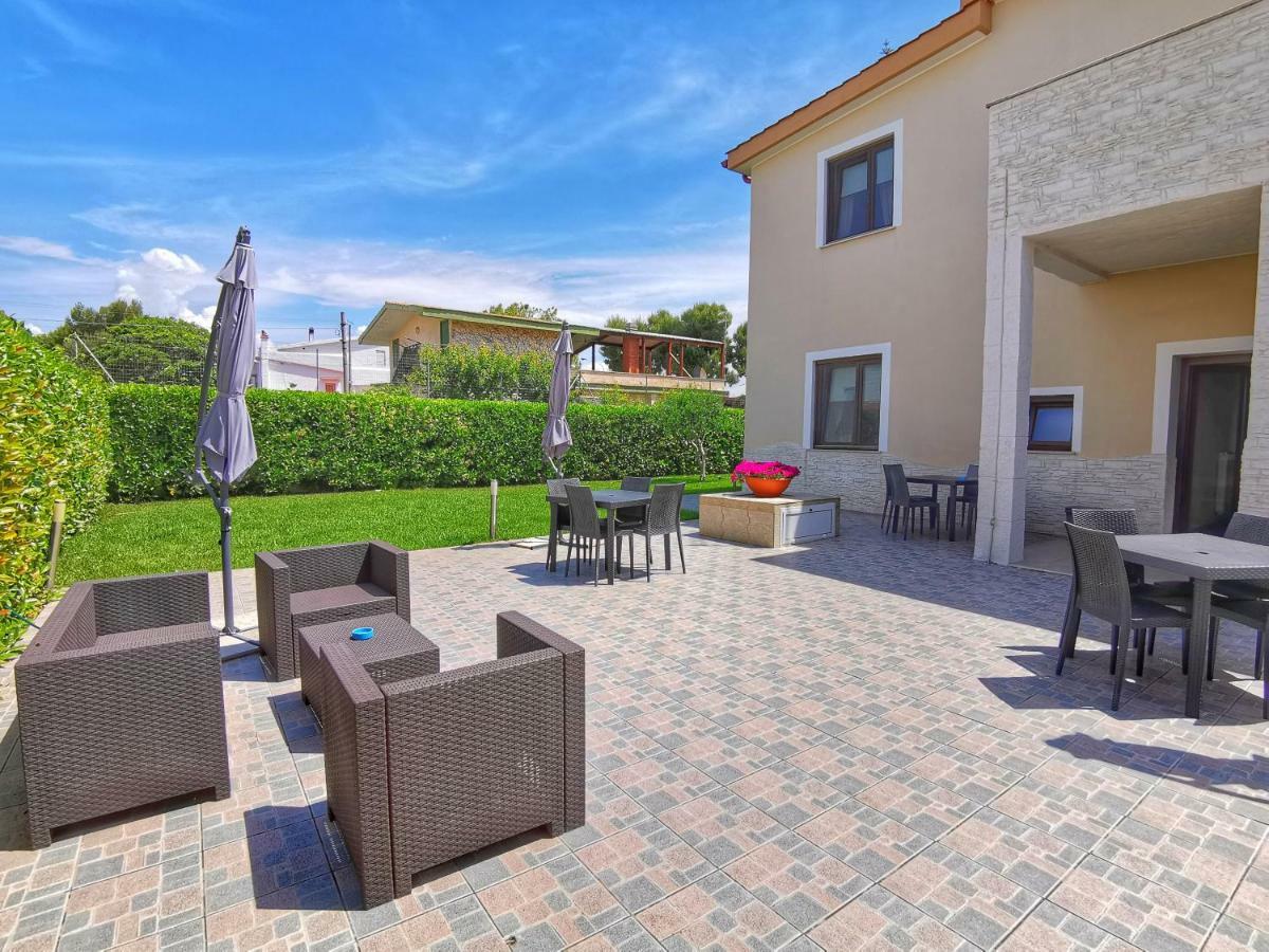 Dimora Mariu Bed & Breakfast Taranto Exterior photo